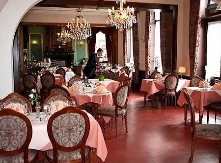 Lodewijk Male Hotel Brujas